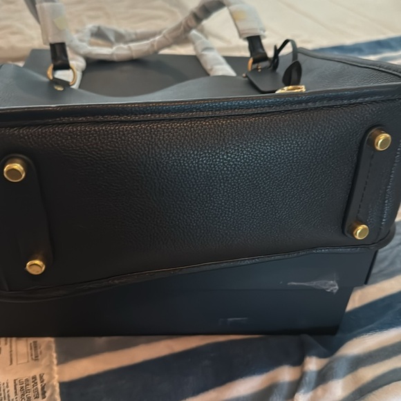 COACH PEBBLED TYLER LEATHER SHOULDER BAG - Picture 2 of 6